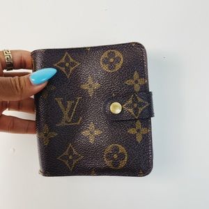 Louis Vuitton Wallet
